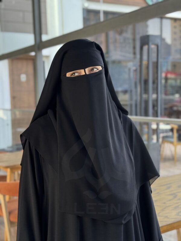 النقاب الملكي (بفتله)